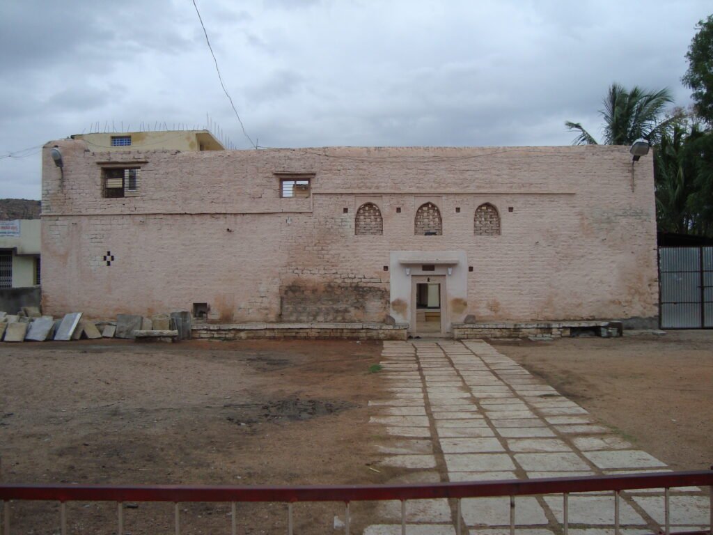 Shree Pakireshwara Matha