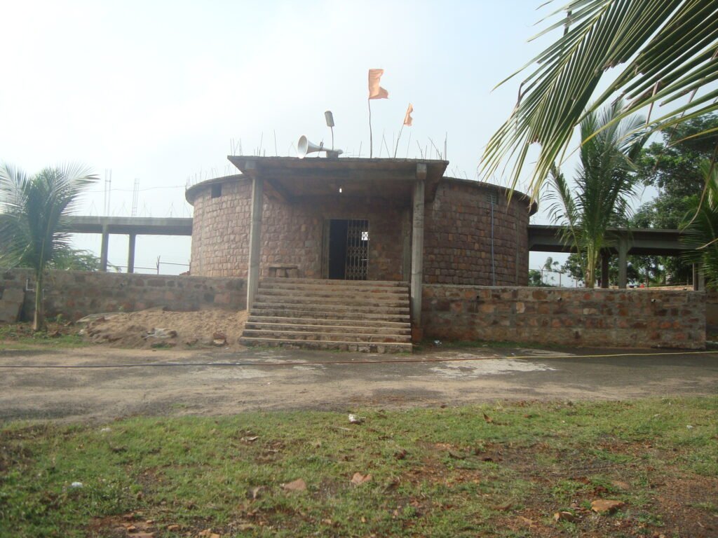 Shree Annadaneshwari Puravara Hirematha