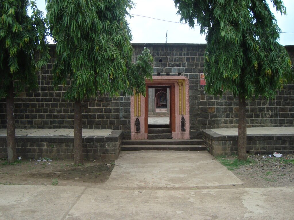 Shree Gurubasaveshwara Samsthana Matha