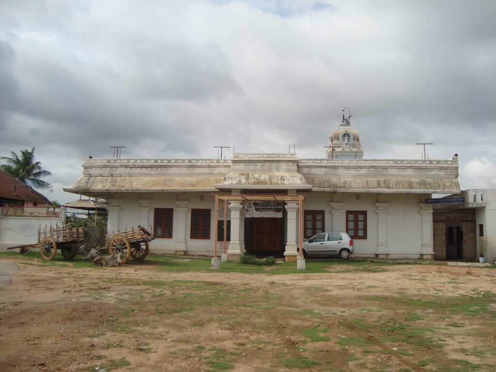 Shree Guru Kari Siddeshwara Swami Matha