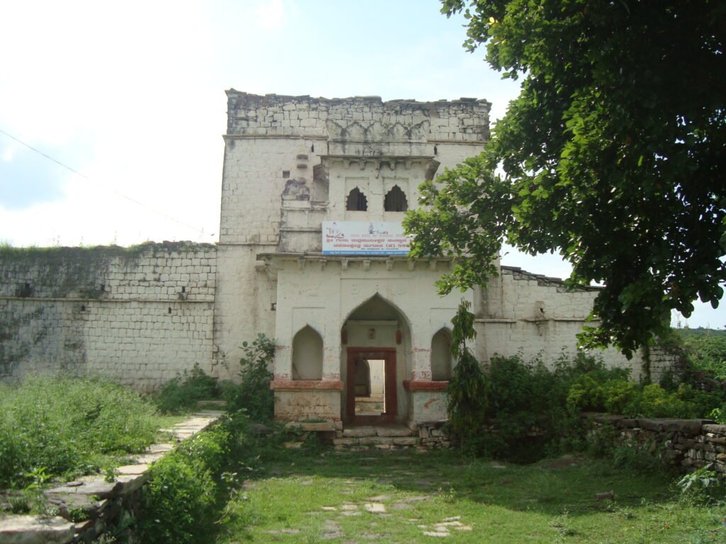 Shree Guru Rudramunishwara Samsthana Matha – Sugur.K