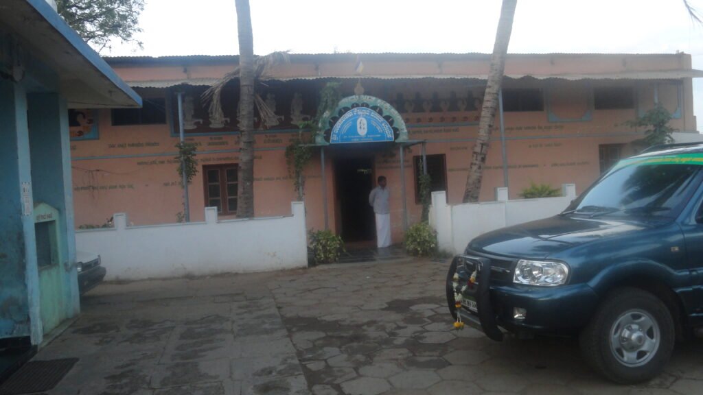 Shree Puravarga Hirematha