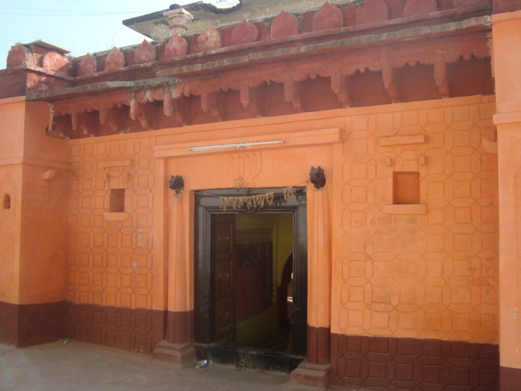 Shree Karuneshwara Hirematha – Andola