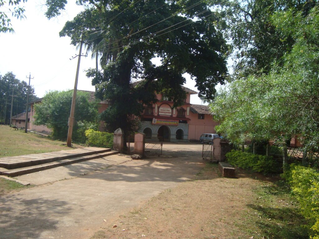 Shree Jagadguru Murugha Rajendra Maha Samsthana Matha