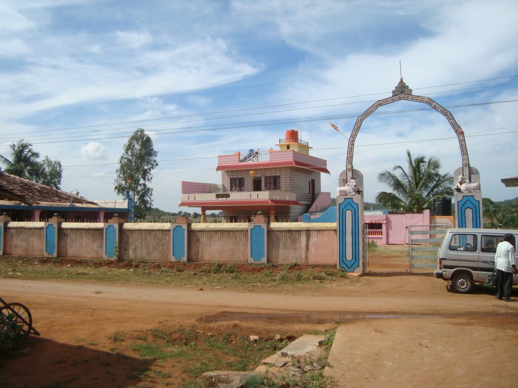 Shree Virakta Matha, Chandapur