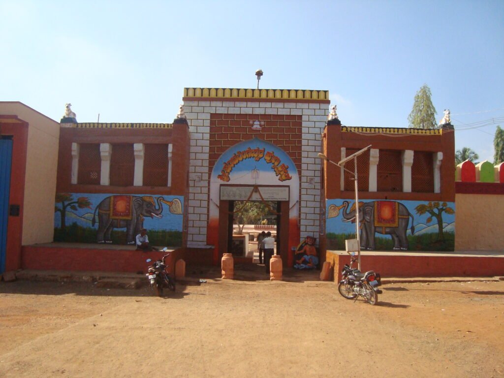 Shree Somashekhara Matha / Annadaneshwara Matha