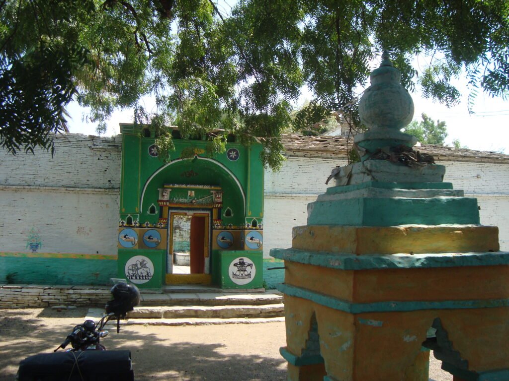 Shree Mahanteshwara Hirematha – Totnalli