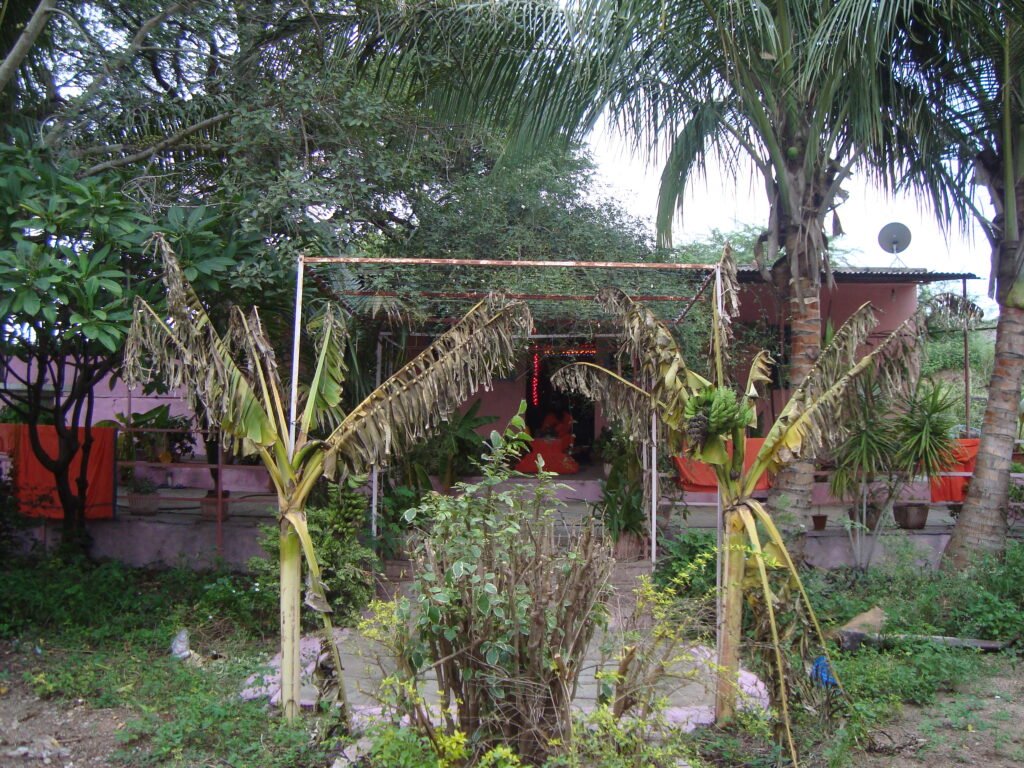 Shree Paradeshi Matha, Devara Hipparagi