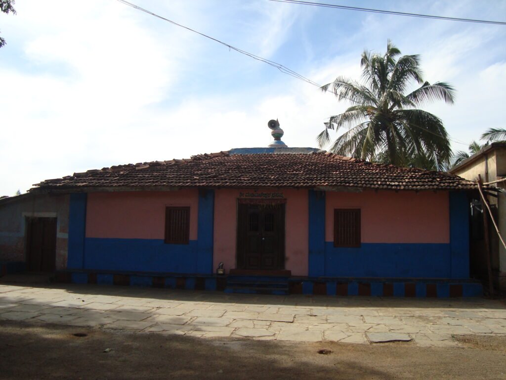 Shree Madivaleshwara Matha – Bailahongala