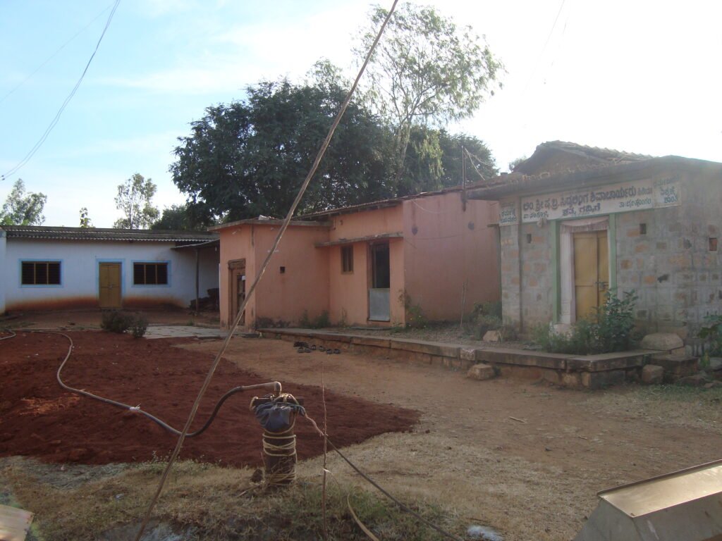 Shree Guru Siddalingeshwara Samsthana Hirematha – Rayanna Sangolli