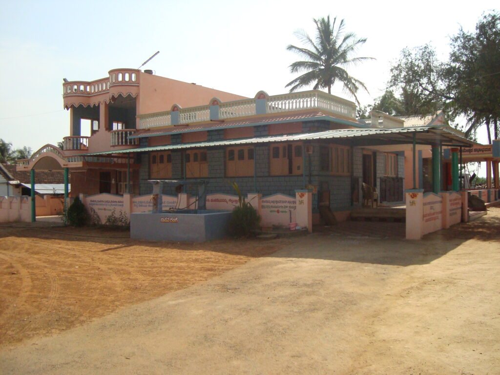 Shree Hirematha, Bilaki