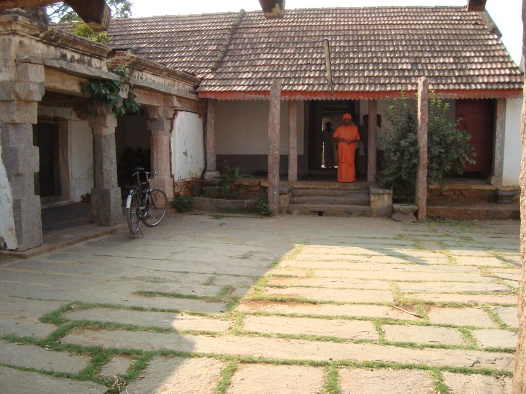Shree Virakta Matha – Channa Pattana
