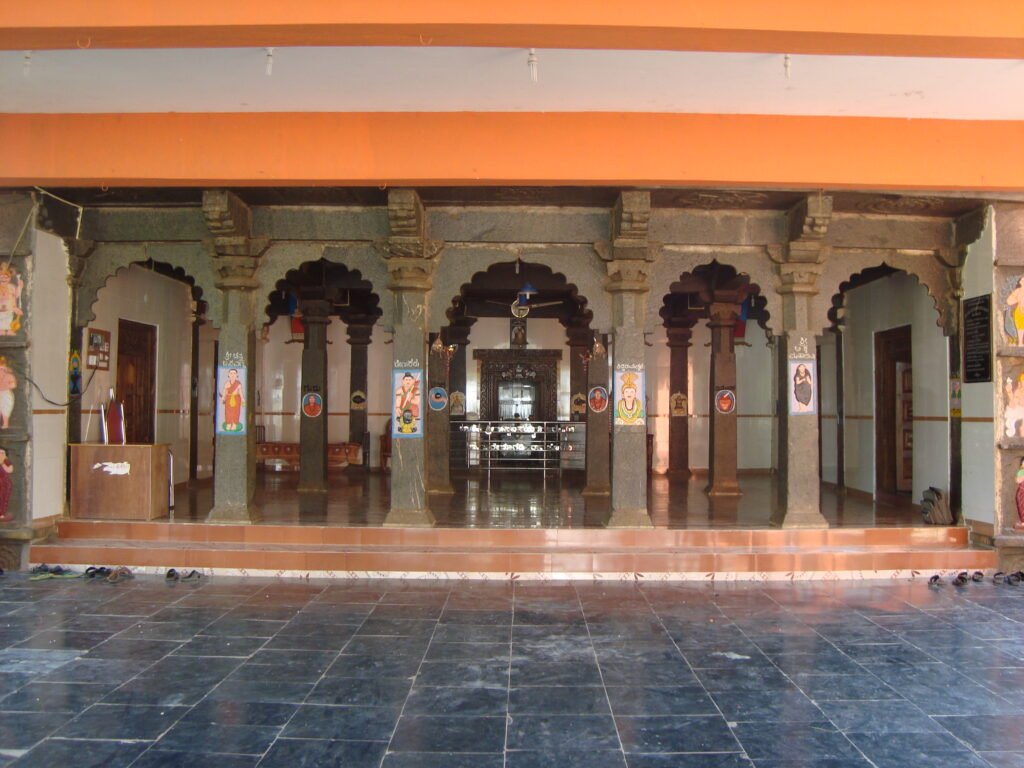 Shree Virakta Matha, Huvinashigli