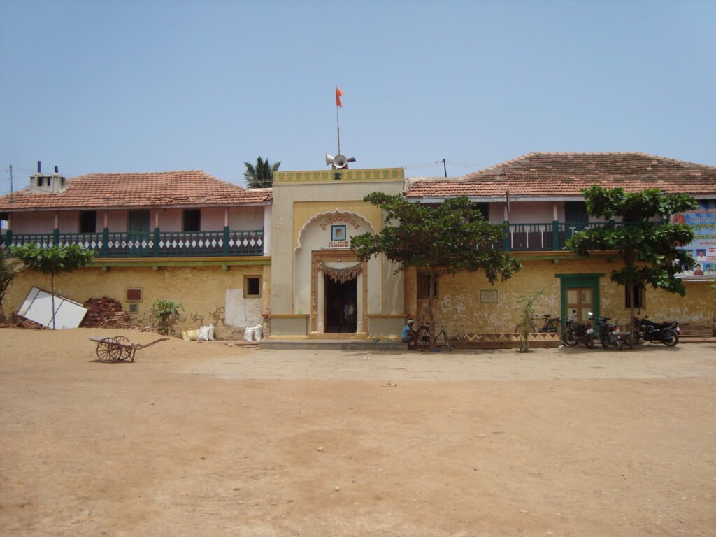Shree Gavimatha, Navalgunda