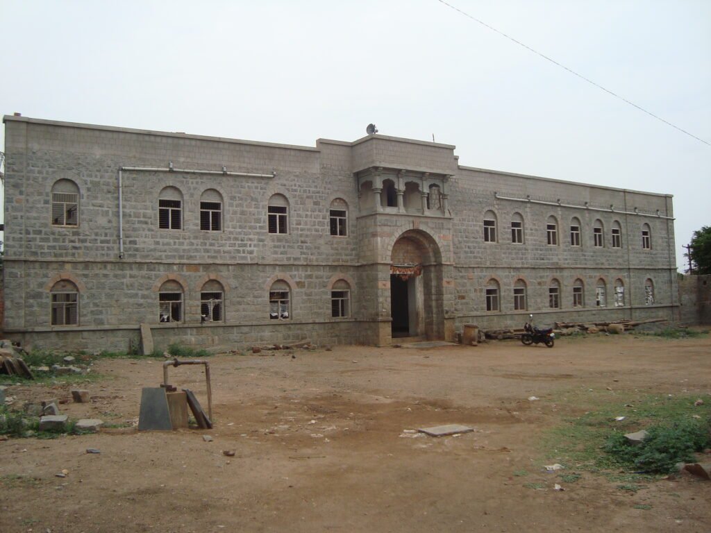 Shree Pakireshwara Samsthana Matha