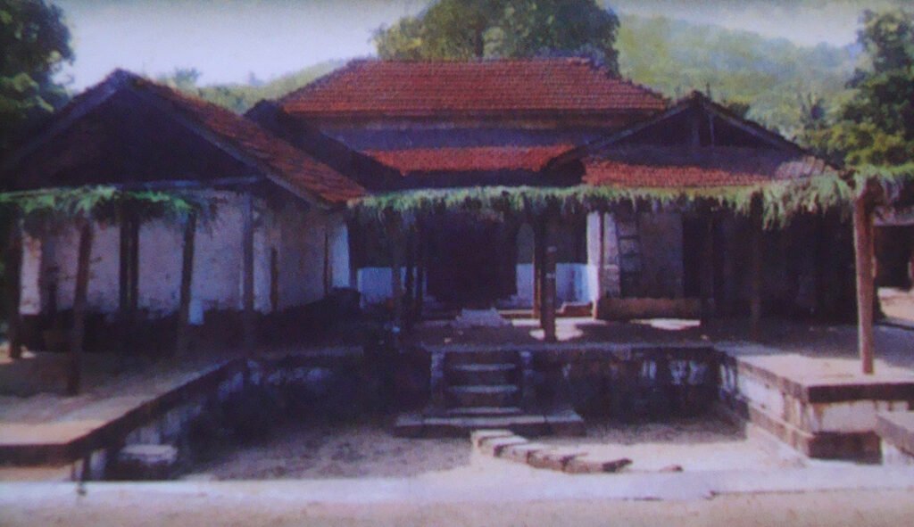 Keladi Rajaguru Mahamahattina Bhuvanagiri Samsthana Matha